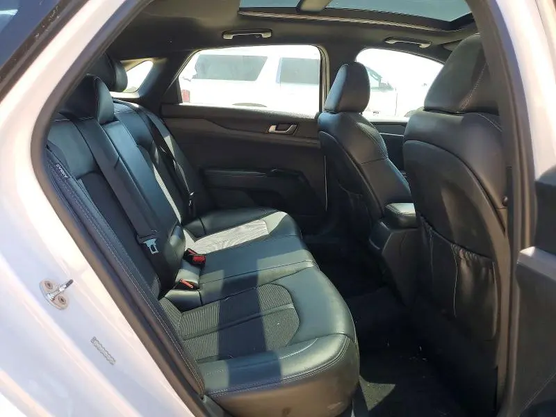 2021 KIA K5 GT LINE  