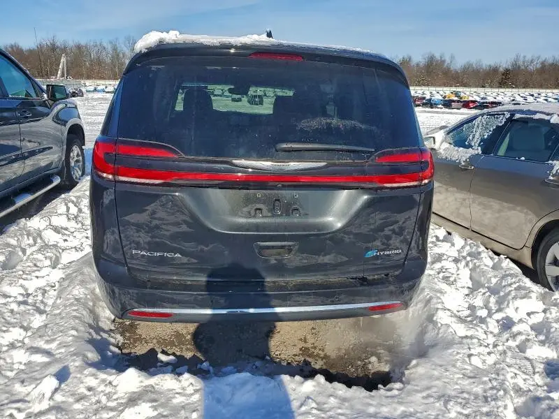 2023 CHRYSLER PACIFICA HYBRID LIMITED  