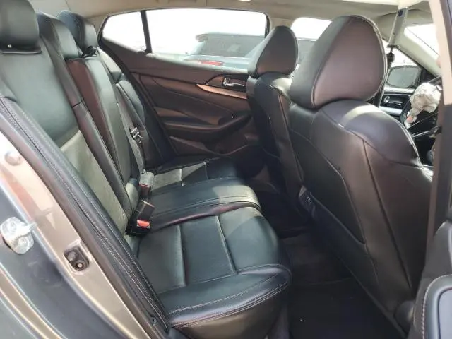 2019 NISSAN MAXIMA S  