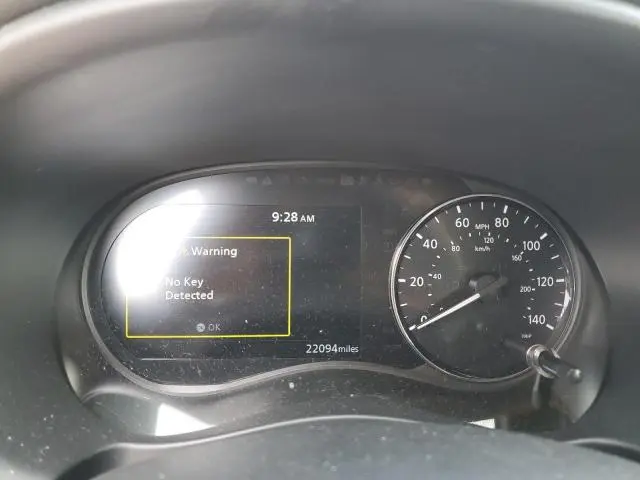2023 NISSAN KICKS SR  