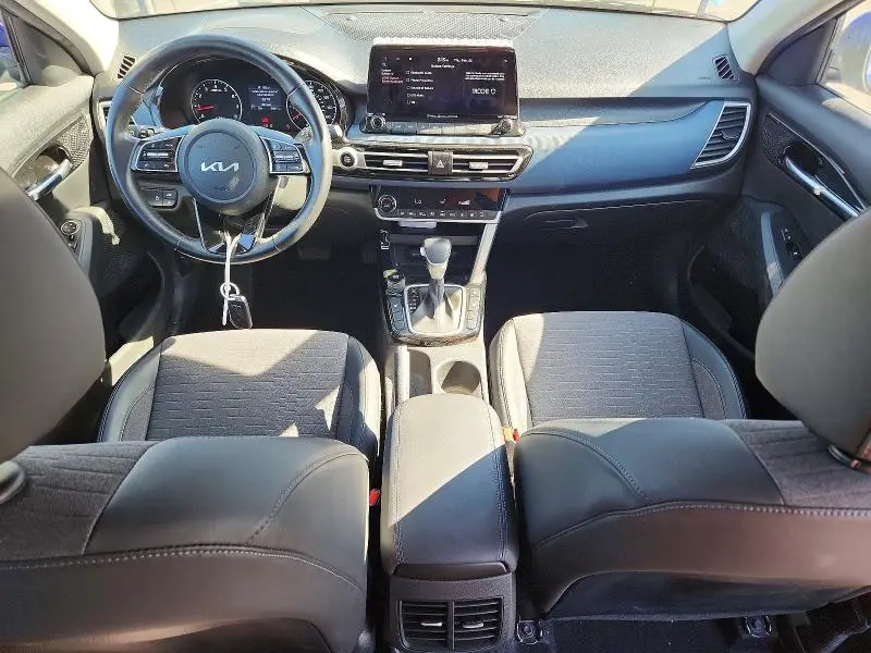 2022 KIA SELTOS S  