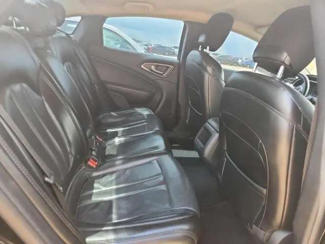 2017 CHRYSLER 200 LIMITED  