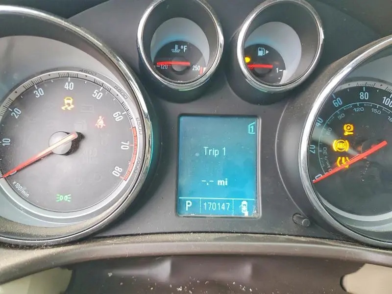 2011 BUICK REGAL CXL  