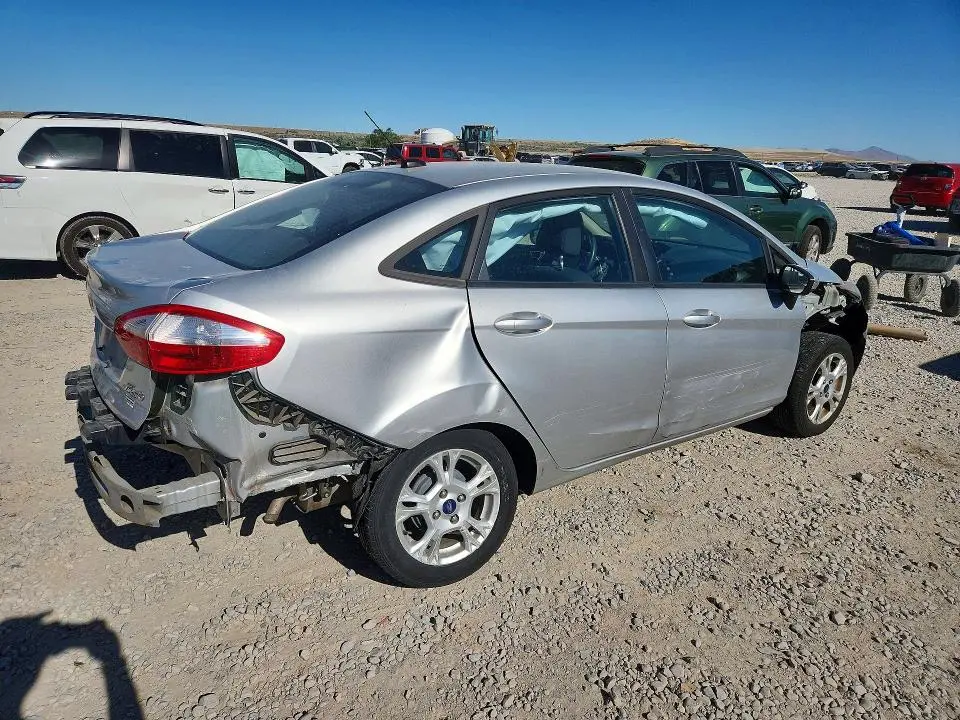 2016 FORD FIESTA SE  