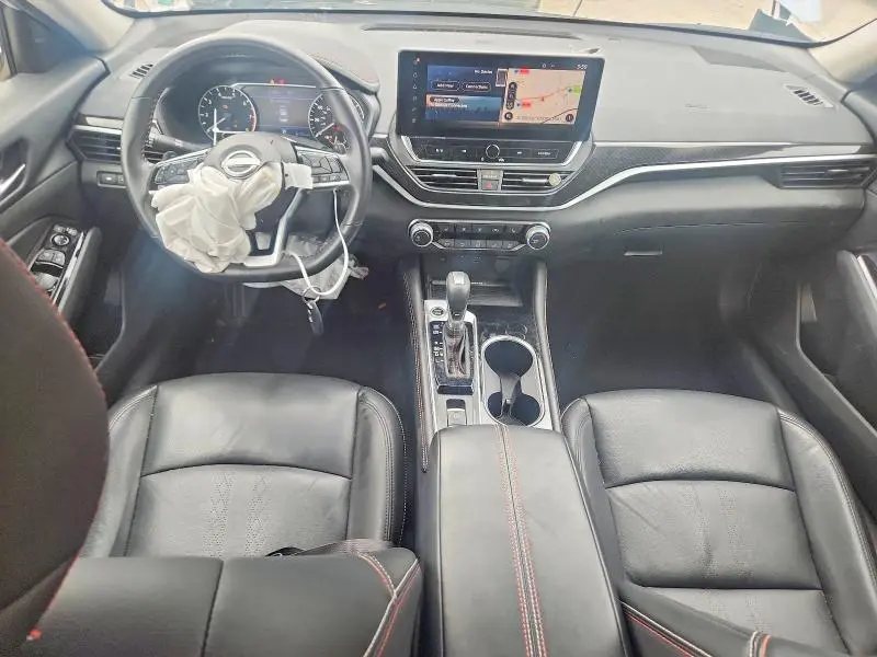 2024 NISSAN ALTIMA SR  