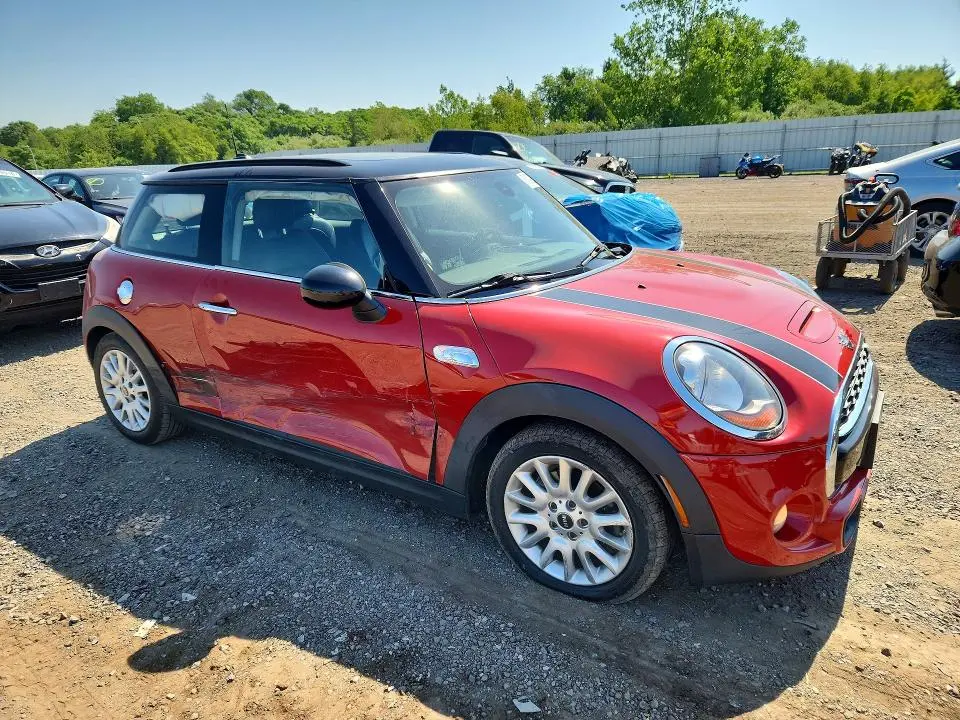 2015 MINI COOPER S  