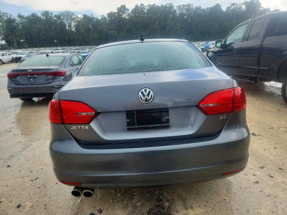 2014 VOLKSWAGEN JETTA SE  