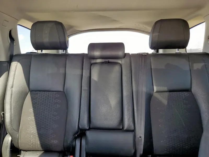 2016 LAND ROVER DISCOVERY SPORT SE  