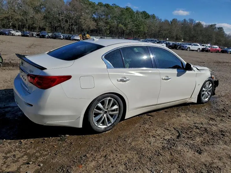 2015 INFINITI Q50 BASE  