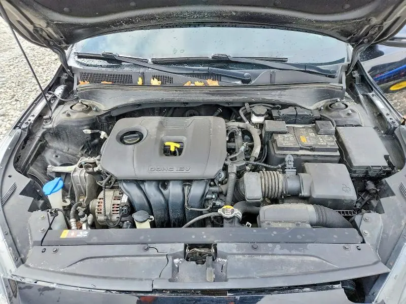 2022 KIA FORTE LXS  