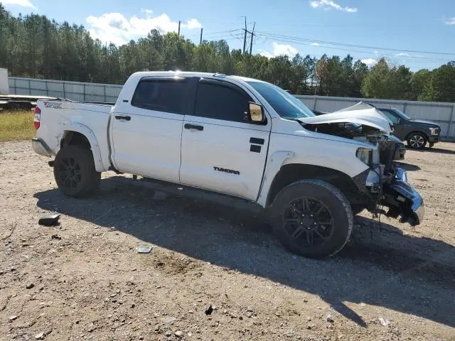 2020 TOYOTA TUNDRA CREWMAX SR5  