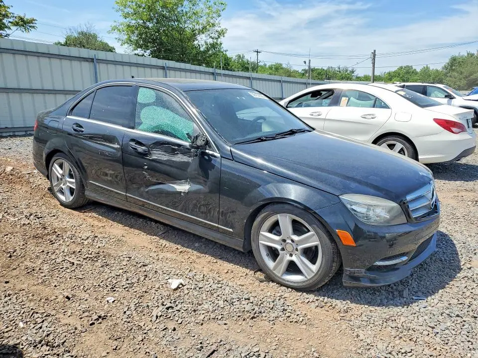 2011 MERCEDES-BENZ 300C   