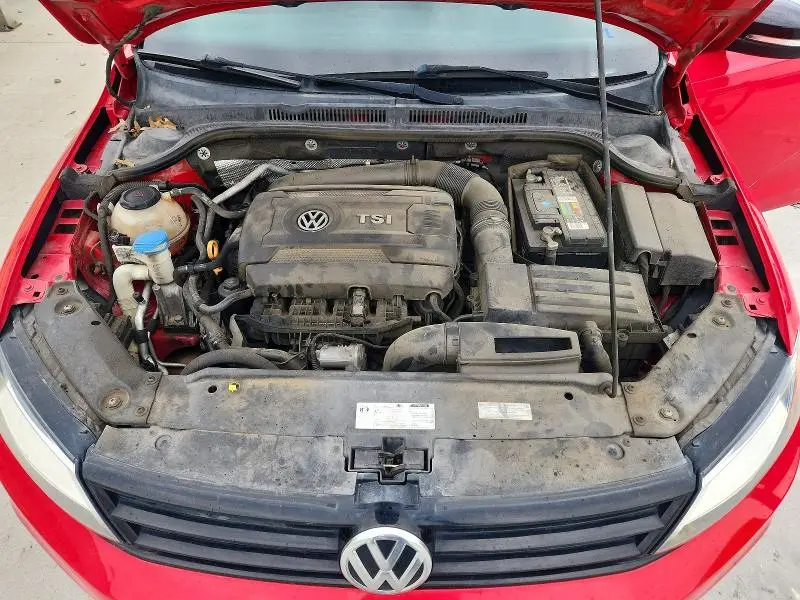 2018 VOLKSWAGEN JETTA SPORT  