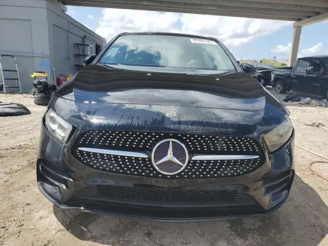 2020 MERCEDES-BENZ A 220  