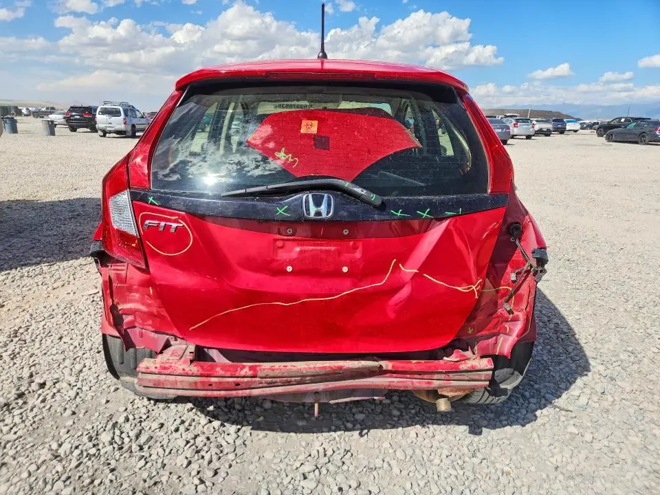 2016 HONDA FIT LX  