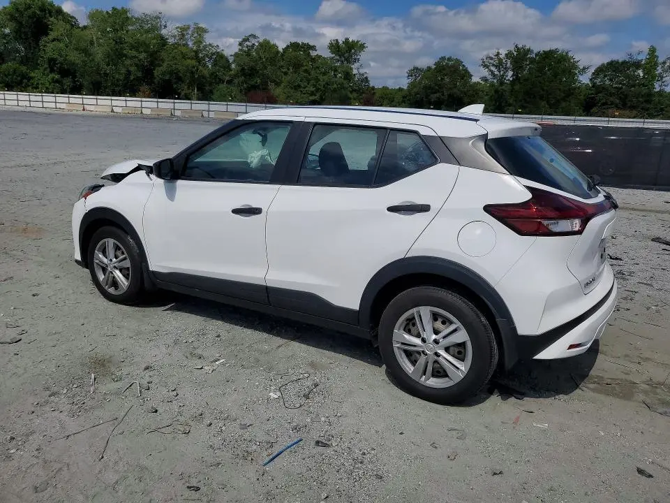 2024 NISSAN KICKS S  
