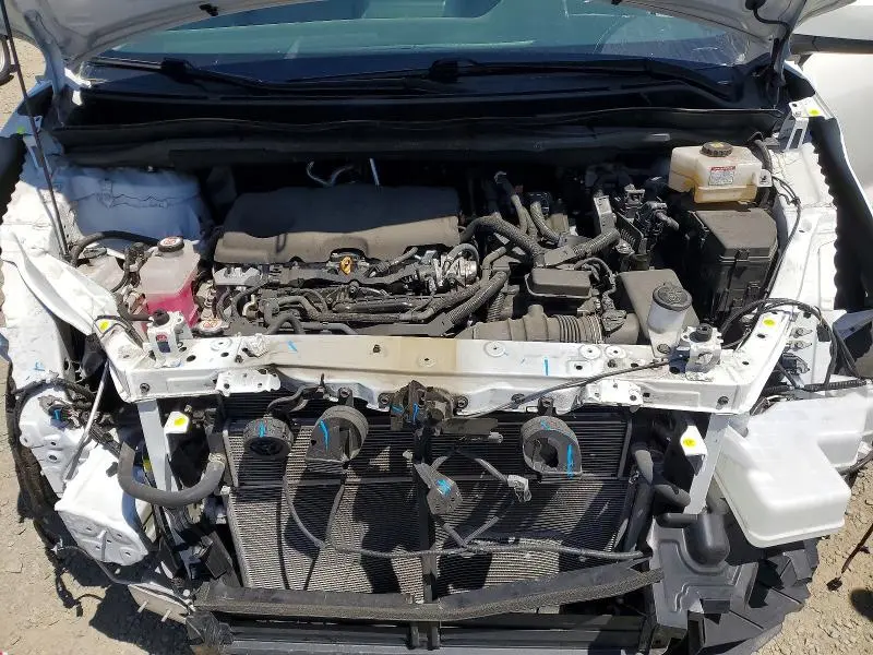 2023 TOYOTA SIENNA LE 8-PASSENGER  