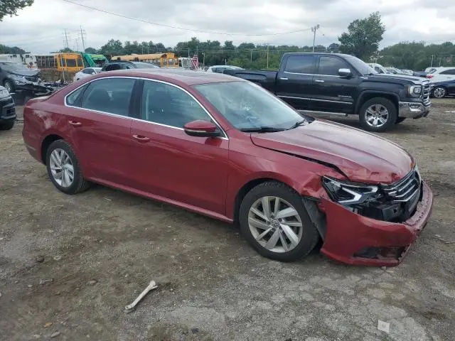 2018 VOLKSWAGEN PASSAT SE  