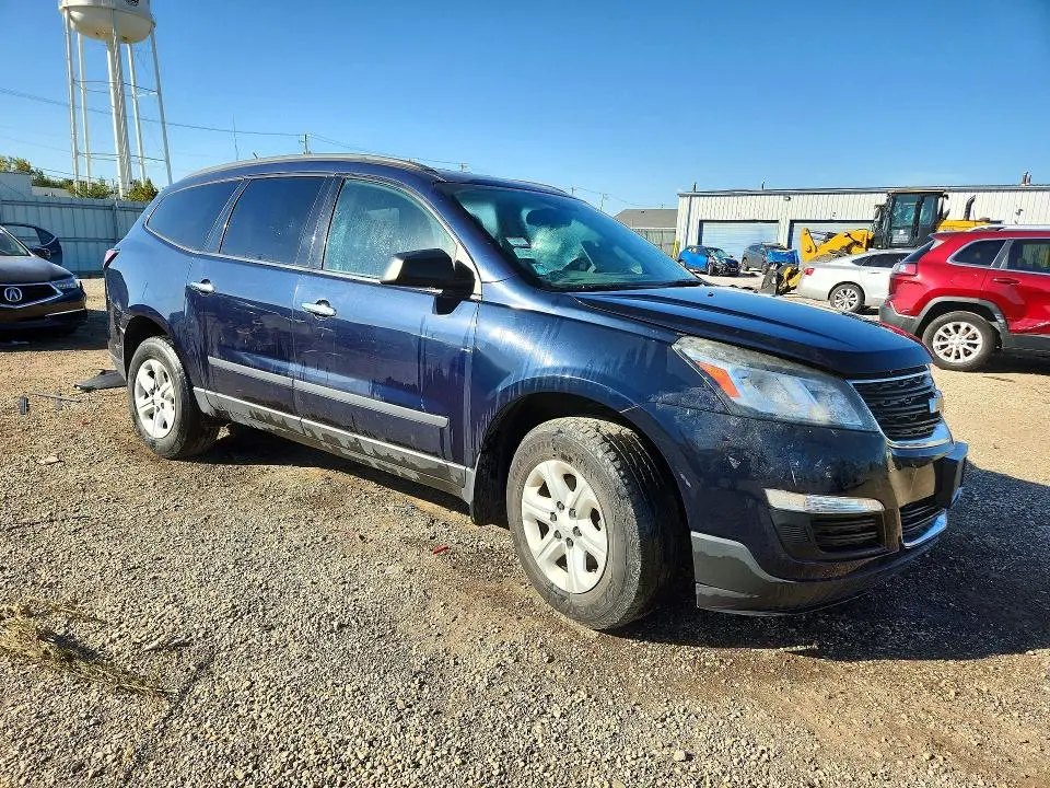 2015 CHEVROLET TRAVERSE LS  