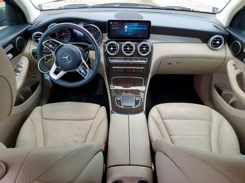 2020 MERCEDES-BENZ GLC 300  