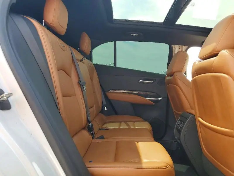 2019 CADILLAC XT4 PREMIUM LUXURY  