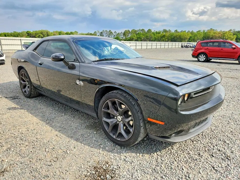 2019 DODGE CHALLENGER SXT  