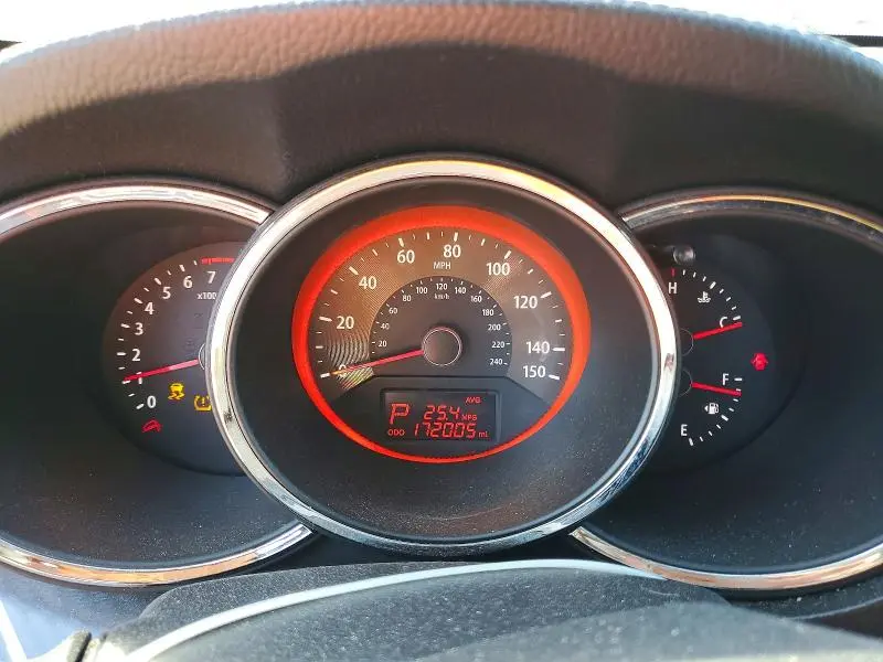 2011 KIA SORENTO SX  