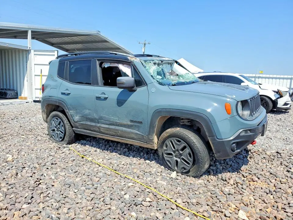 2017 JEEP RENEGADE TRAILHAWK  