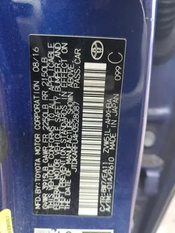 2017 TOYOTA PRIUS   