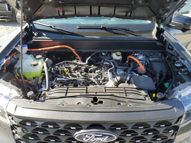 2025 FORD MAVERICK LARIAT  