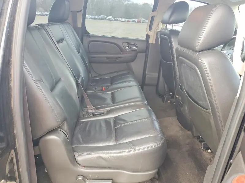 2012 CHEVROLET SUBURBAN C1500 LT  