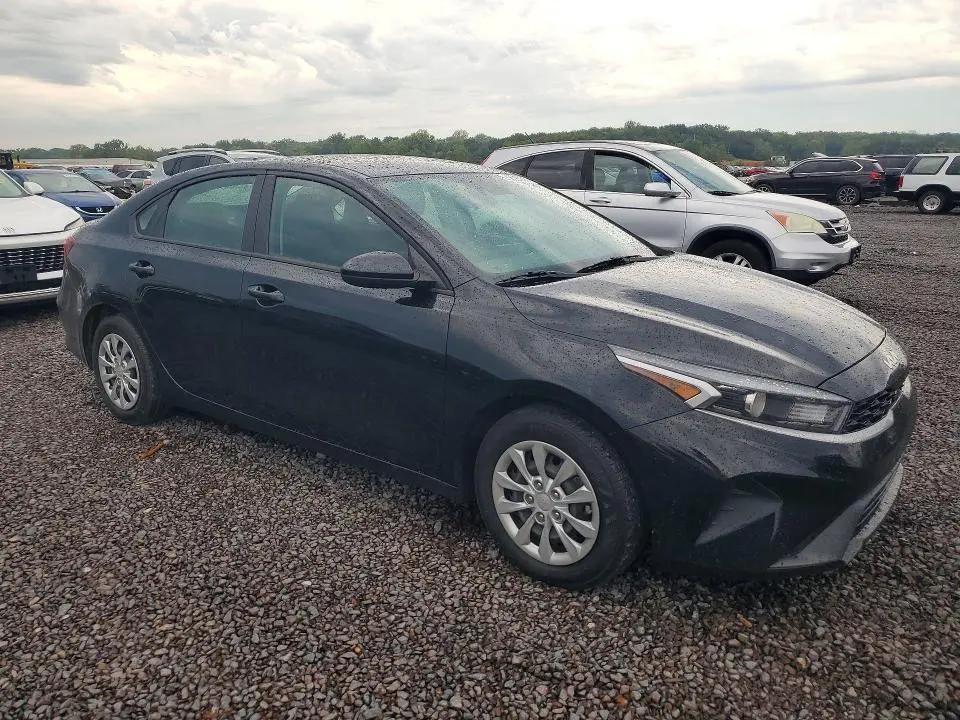 2024 KIA FORTE LX  