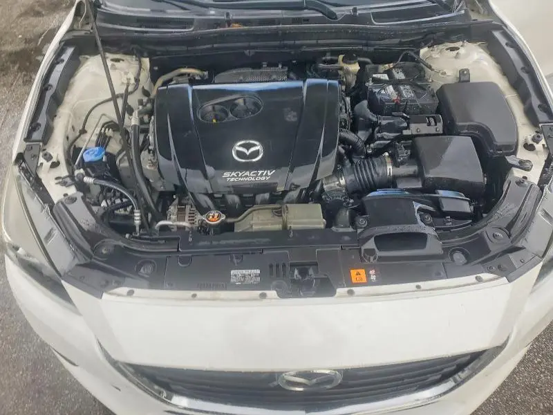 2018 MAZDA 3 TOURING  