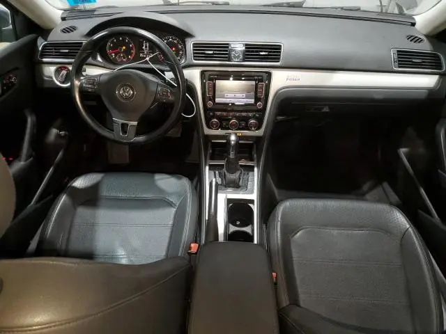 2012 VOLKSWAGEN PASSAT SE  