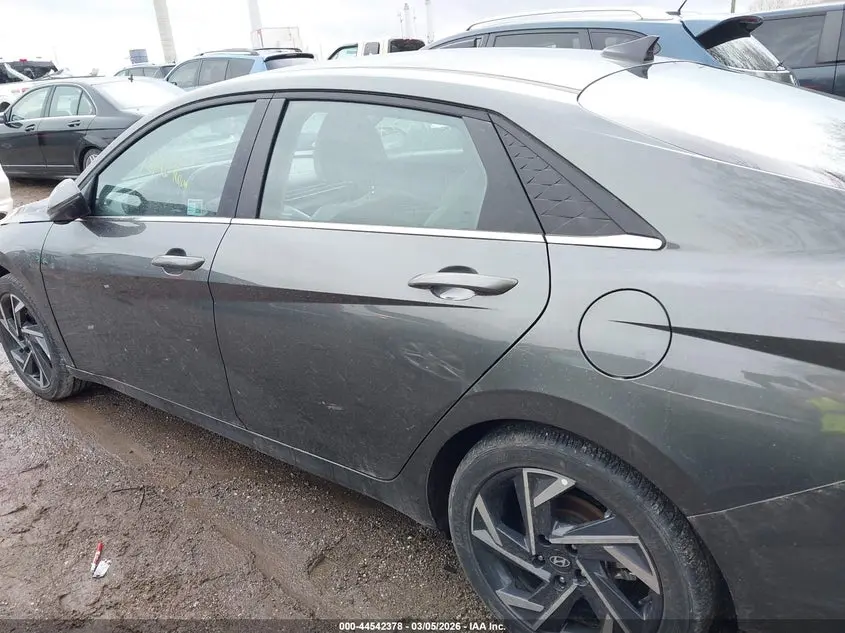 2024 HYUNDAI ELANTRA LIMITED