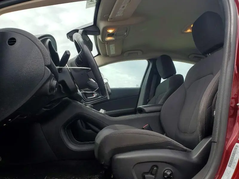 2016 CHRYSLER 200 LX  