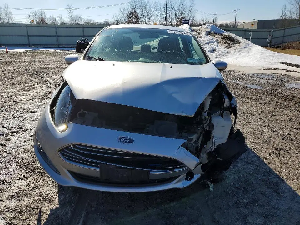 2019 FORD FIESTA SE  