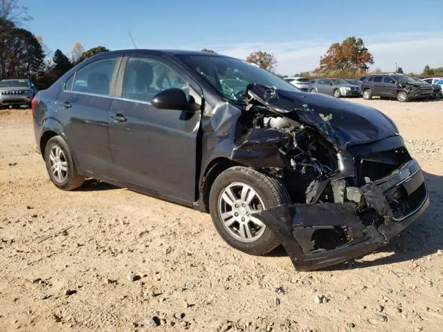 2015 CHEVROLET SONIC LT  