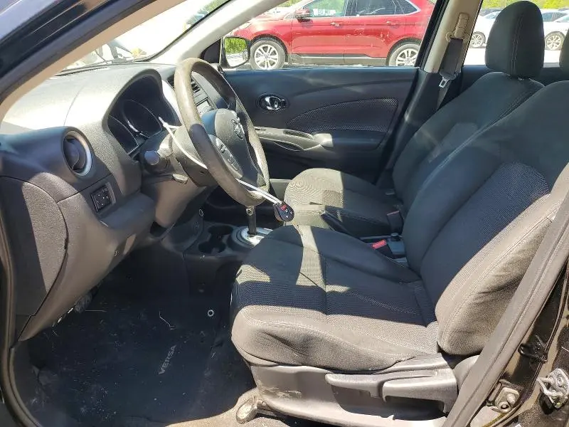 2019 NISSAN VERSA SV  