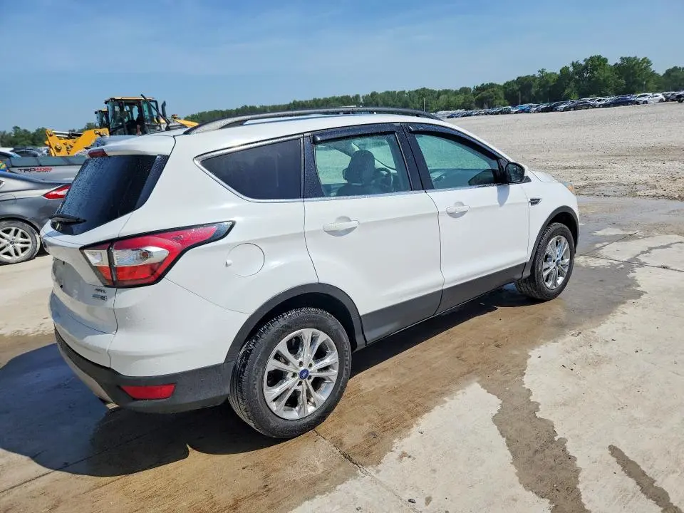 2018 FORD ESCAPE SEL  
