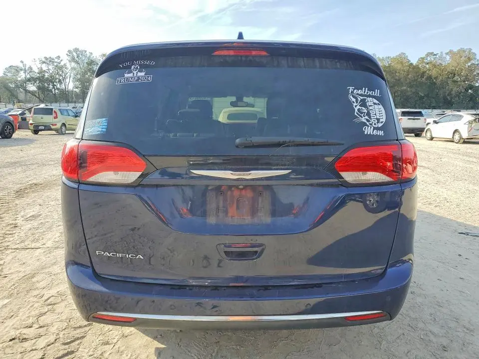 2017 CHRYSLER PACIFICA TOURING L PLUS  