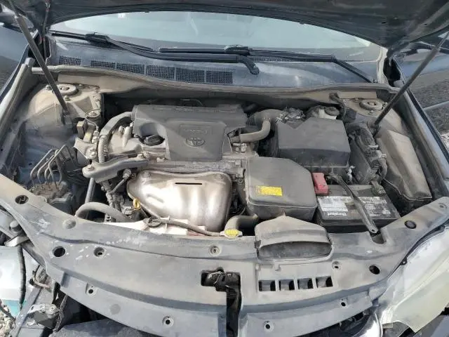 2015 TOYOTA CAMRY LE  