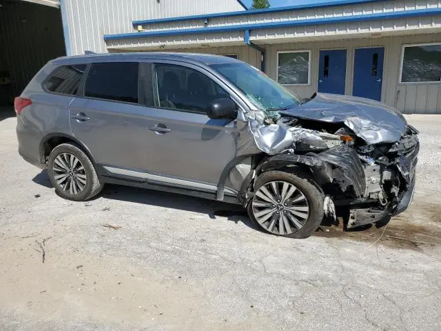2019 MITSUBISHI OUTLANDER SE