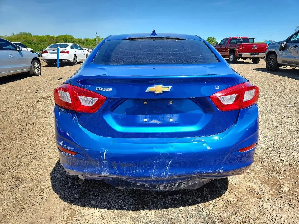 2016 CHEVROLET CRUZE LT  