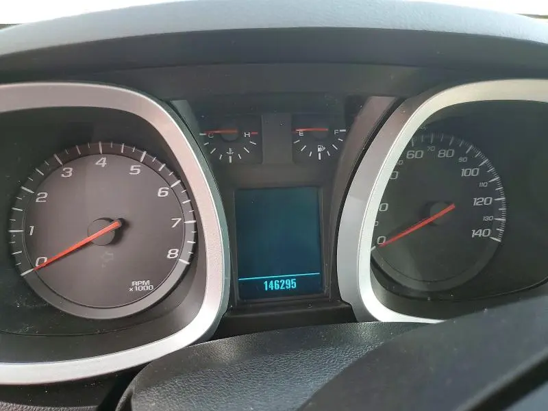 2010 CHEVROLET EQUINOX LT  