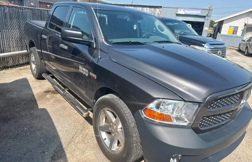 2016 RAM 1500 ST
