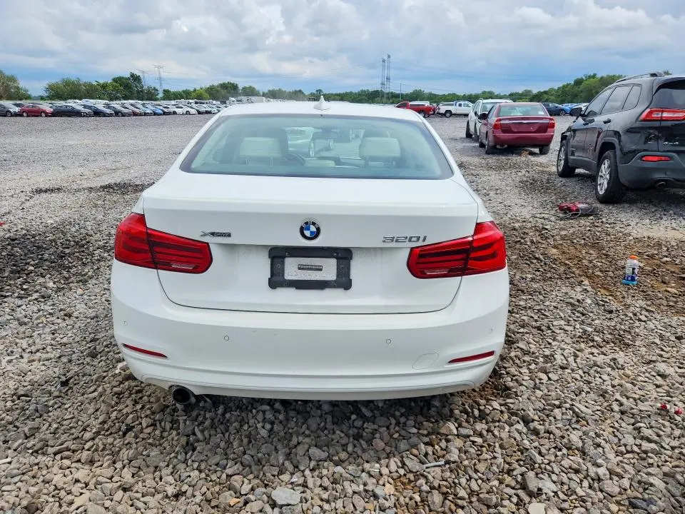2017 BMW 320 XI  