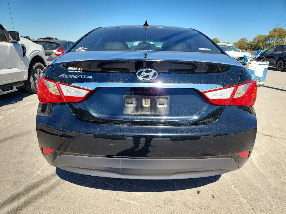 2014 HYUNDAI SONATA GLS  