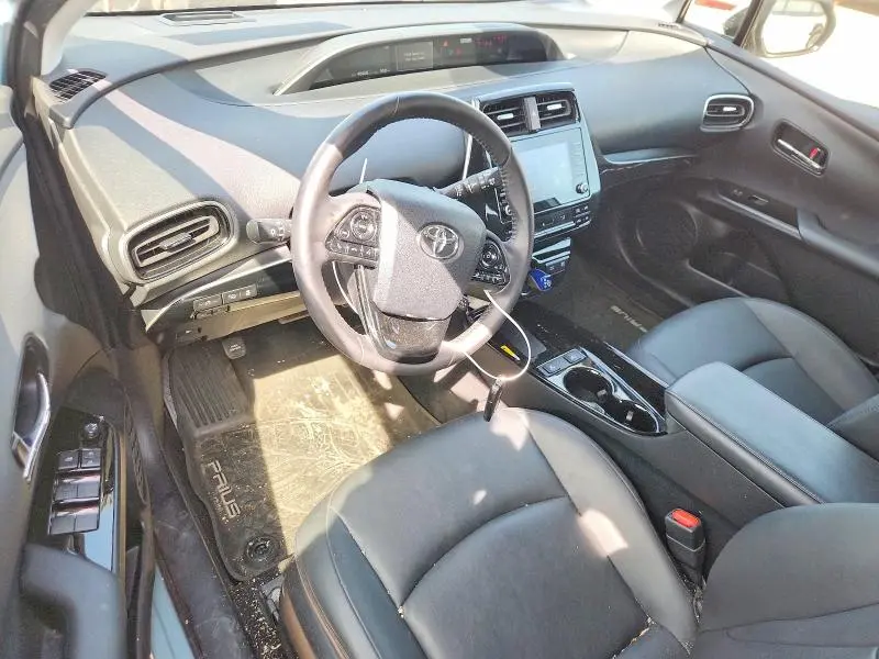 2020 TOYOTA PRIUS XLE AWD-E  