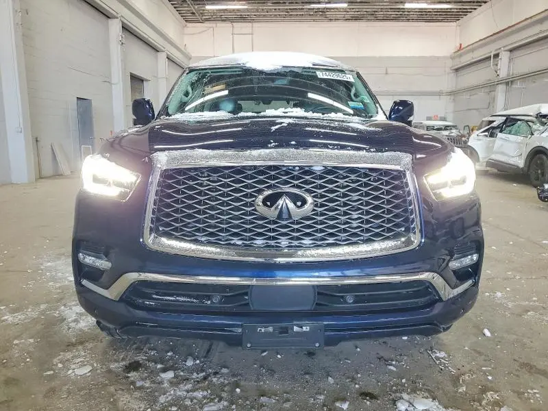 2021 INFINITI QX80 LUXE  